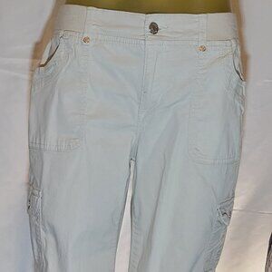 GLORIA VANDERBILT Beige Cargo Shorts